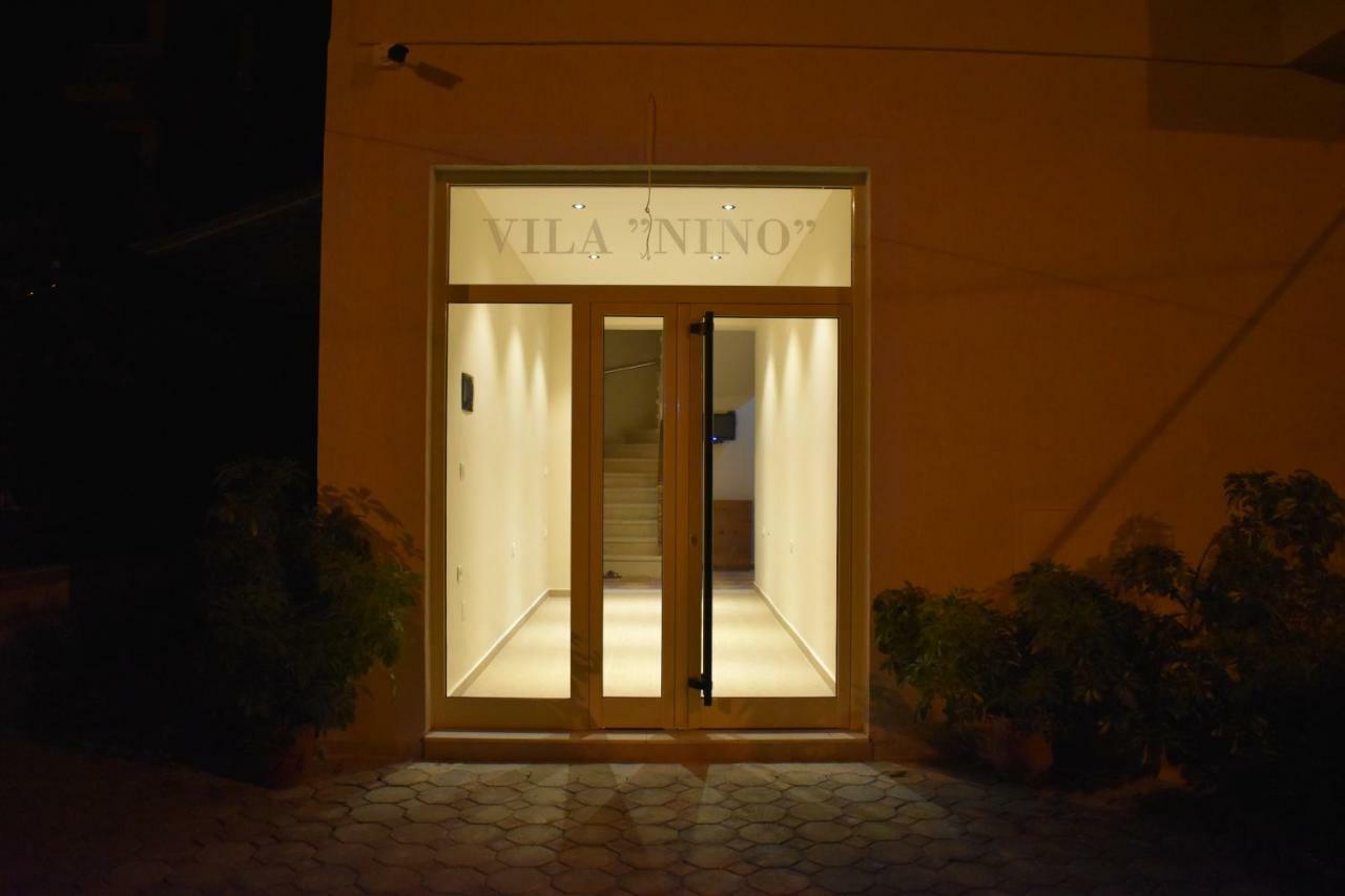 Hotel Vila Nino Berat Buitenkant foto